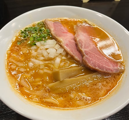 ラーメン屋 ステイゴールドのラーメン写真