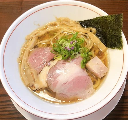 KUBO LABOのラーメン写真