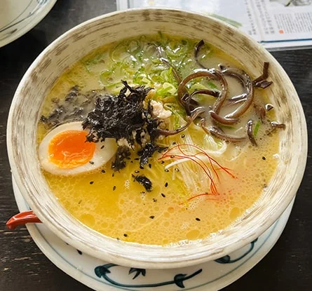 ゴチソウラーメン 雷電のラーメン写真