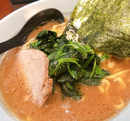 横浜家系らーめん 侍 渋谷本店のラーメン写真