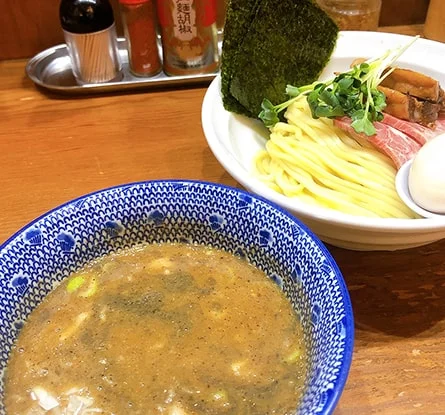 中華そば つけ麺 百日紅 新宿店のラーメン写真