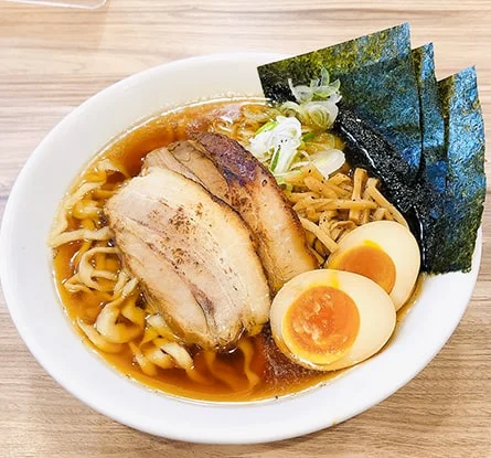 くじら食堂 nonowa東小金井店のラーメン写真