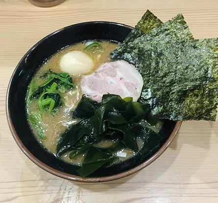 漢ラーメン 室のラーメン写真