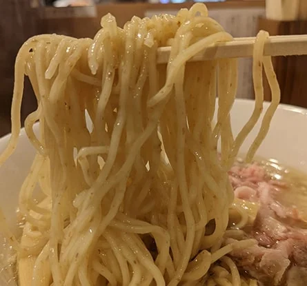 金目鯛らぁ麺 鳳仙花のラーメン写真