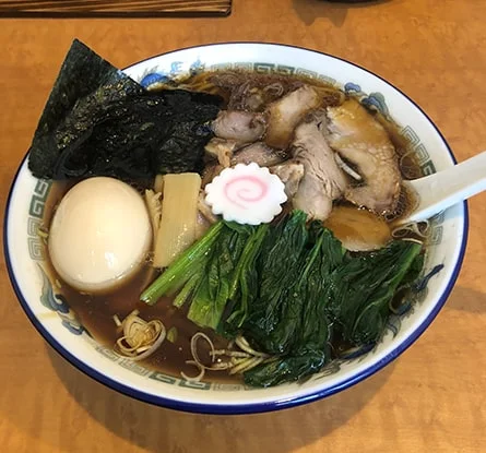 麺屋 かむいのラーメン写真