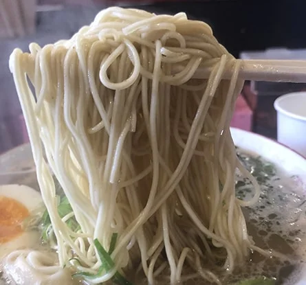 中州屋台長浜ラーメン 初代 健太 東京高円寺本店のラーメン写真