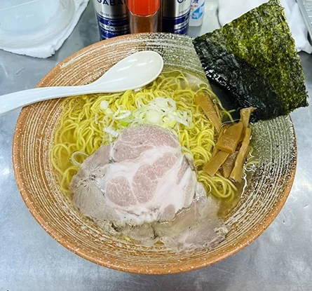 覆麺 智のラーメン写真