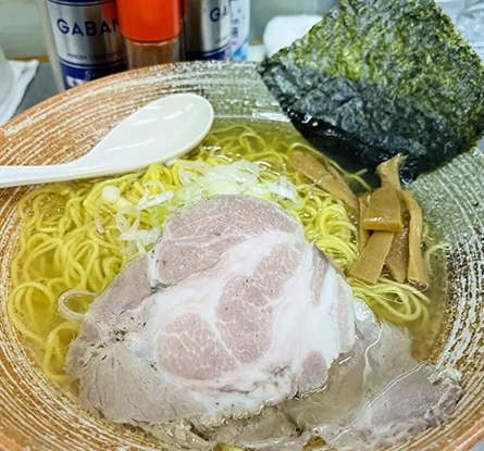 覆麺 智のラーメン写真