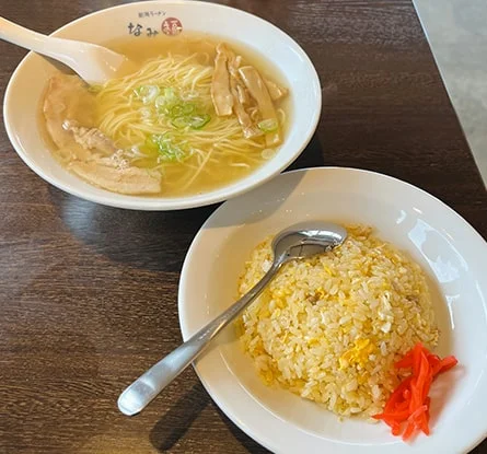 新潟ラーメン なみ福のラーメン写真