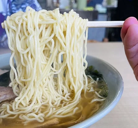 元祖支那そば おもだかや 女池店のラーメン写真