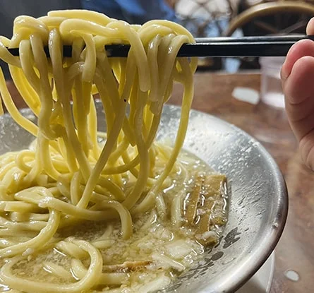 らーめん 勝 燕三条店のラーメン写真