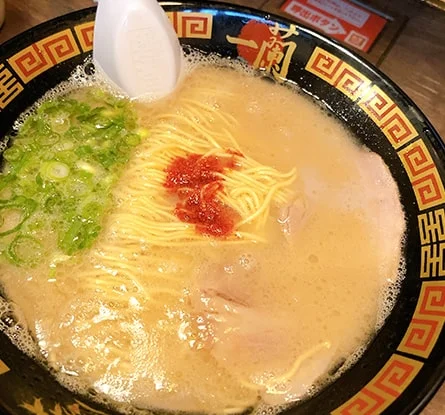 一蘭 柏店のラーメン写真