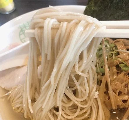 中華蕎麦 瑞山(ZUIZAN)のラーメン写真