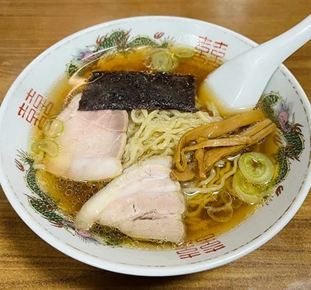 手打らーめん 柳屋のラーメン写真