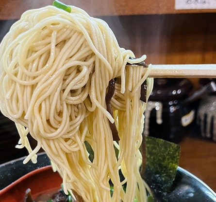 博多長浜らーめん ぼたんのラーメン写真