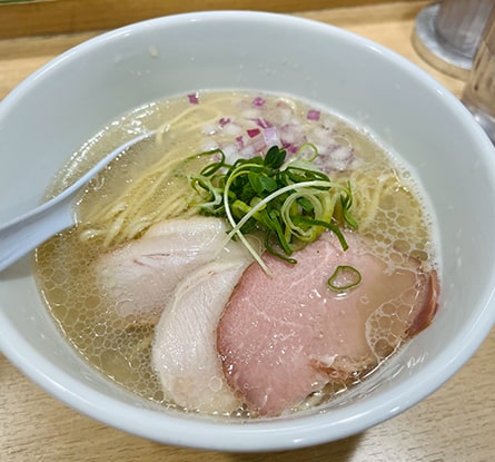 貝麺 みかわのラーメン写真