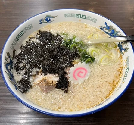 らあめん天山 長岡店のラーメン写真