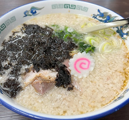らあめん天山 長岡店のラーメン写真