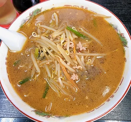 中華料理 丸義飯店のラーメン写真