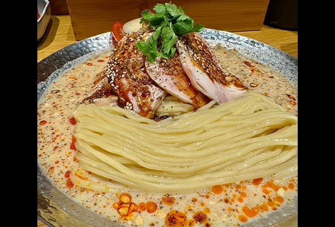 二階堂（九段下）のラーメン写真