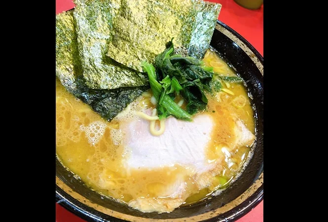 家系総本山 吉村家のラーメン写真