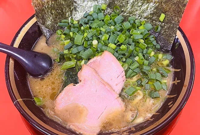 はじめ家のラーメン写真