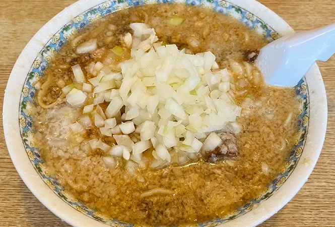 いこい食堂（三条市）の燕三条背脂ラーメン写真