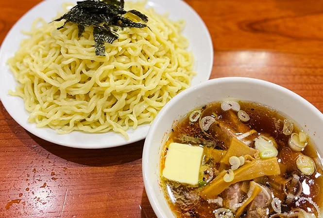 らあめん 満来（西新宿駅）のラーメン写真