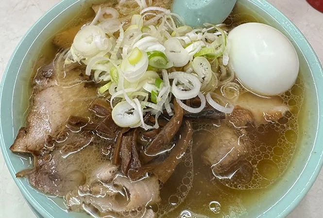 ナギチャンラーメンのラーメン写真