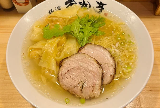 本丸亭 新橋店のラーメン写真