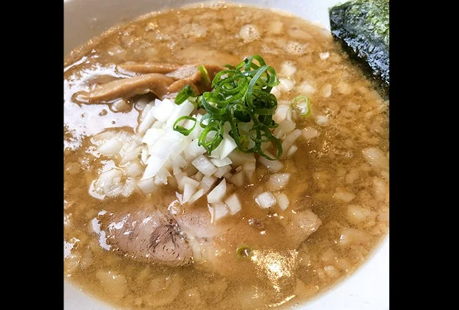 TSUBAMERAMEN YUKI（燕市）の燕三条背脂ラーメン写真